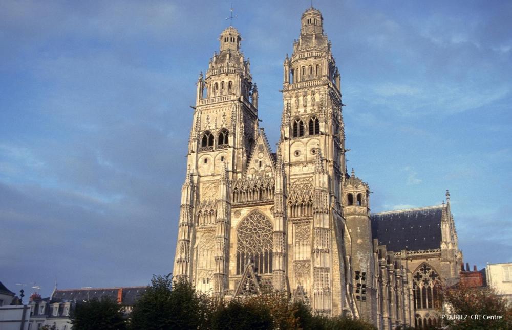 Apartament Le Saint Martin / Cathedrale Tours Zewnętrze zdjęcie