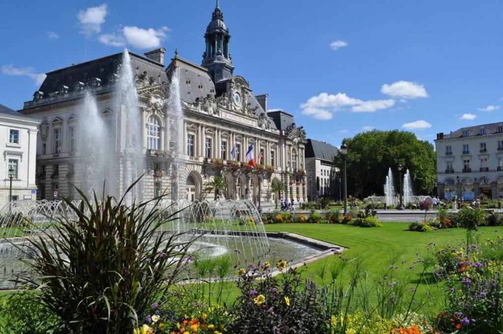 Apartament Le Saint Martin / Cathedrale Tours Zewnętrze zdjęcie